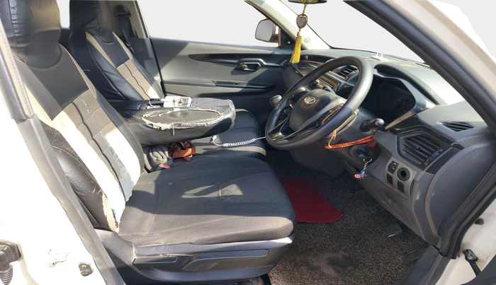 2018 Mahindra KUV 100 NXT K4+ D 6 STR, Diesel, Manual, 67,917 km, interior