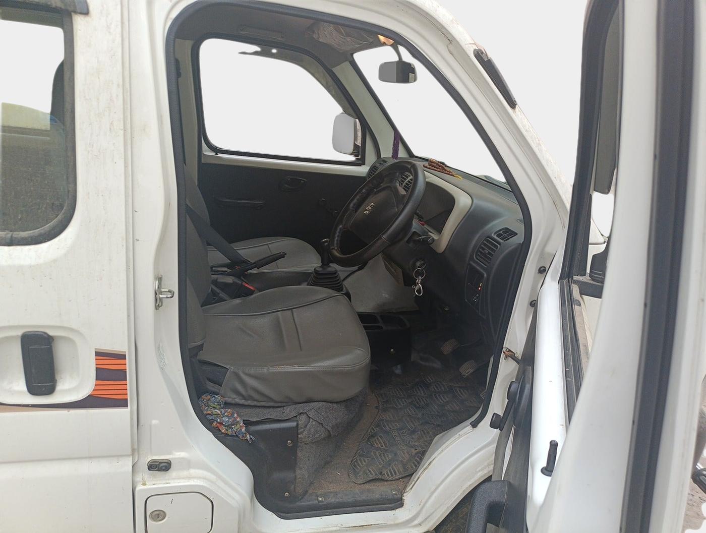 2022 Maruti Eeco 5 STR AC CNG (O), Petrol, Manual, 44,145 km, interior