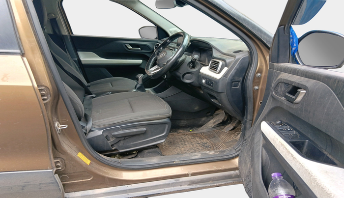 2021 Tata PUNCH CREATIVE  1.2 RTN DUAL TONE, Petrol, Manual, 37,757 km, interior