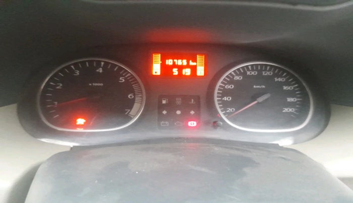 2014 Renault Duster 85 PS RXL DIESEL, Diesel, Manual, 1,07,651 km, interior