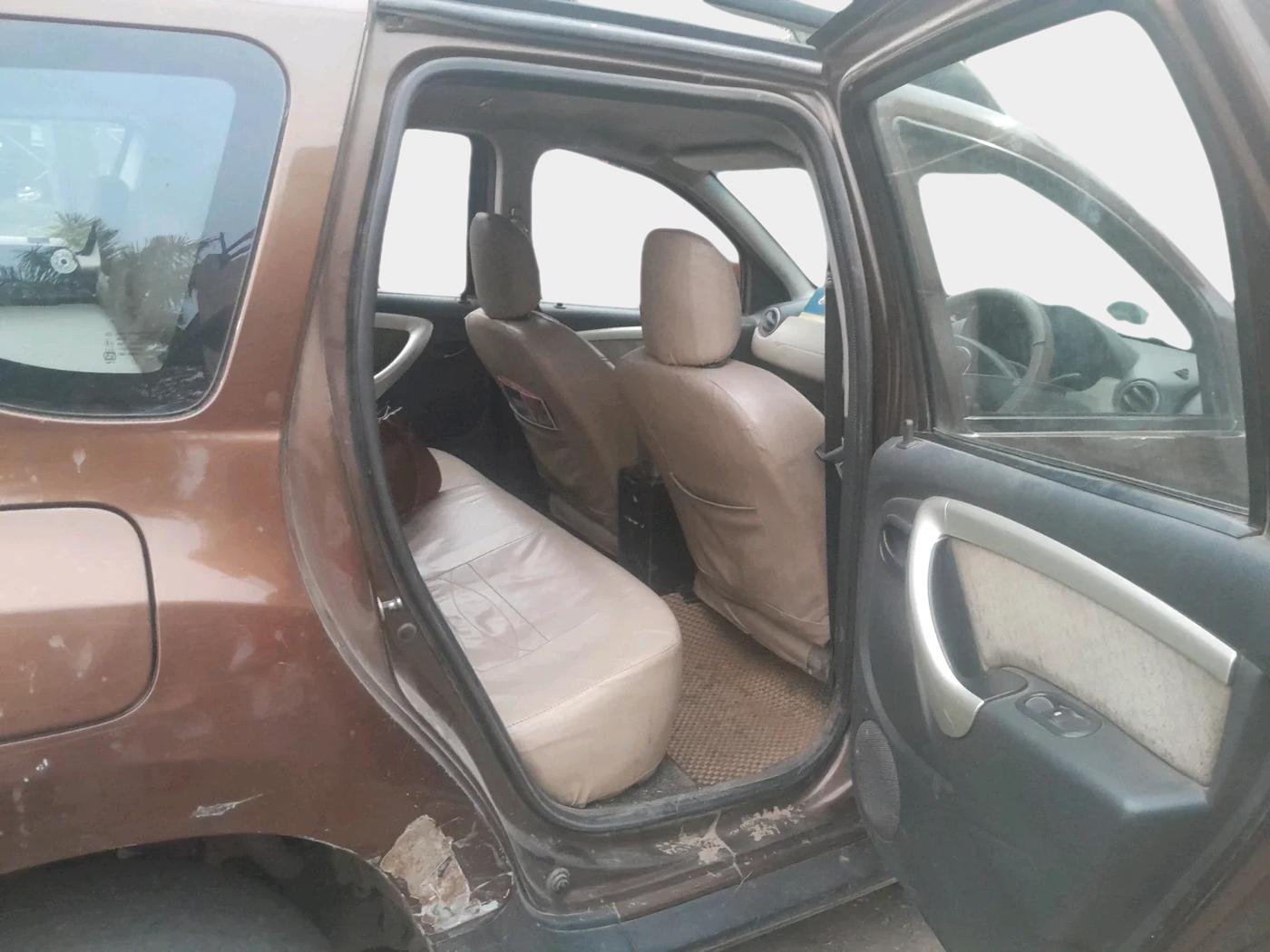 2014 Renault Duster 85 PS RXL DIESEL, Diesel, Manual, 1,07,651 km, interior