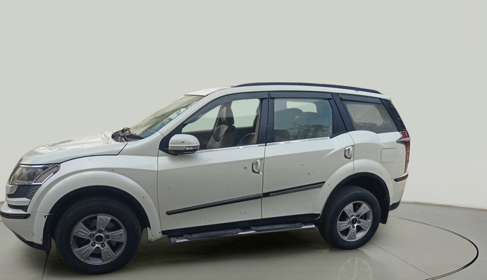2013 Mahindra XUV500 W8, Diesel, Manual, 90,927 km, exterior
