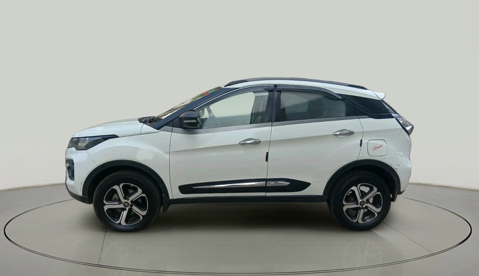 2021 Tata NEXON XM SUNROOF DIESEL, Diesel, Manual, 84,475 km, exterior