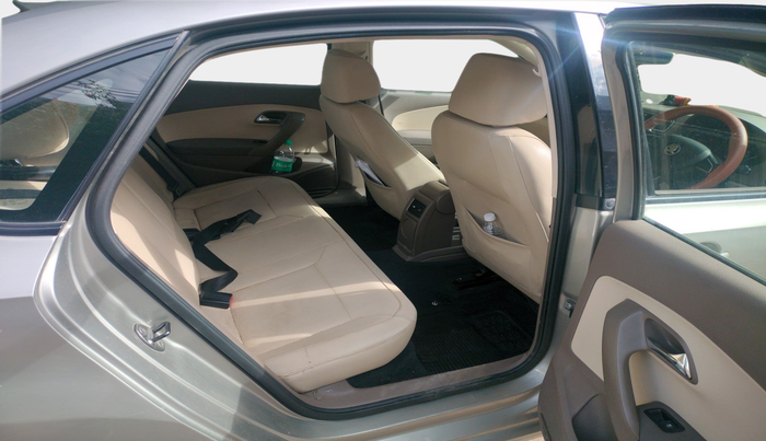 2016 Skoda Rapid 1.5 TDI CR ELEGANCE AT, Diesel, Automatic, 1,01,588 km, interior