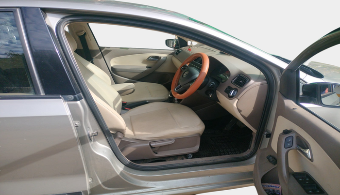 2016 Skoda Rapid 1.5 TDI CR ELEGANCE AT, Diesel, Automatic, 1,01,588 km, interior