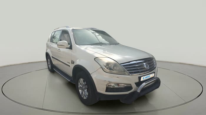 2014 Ssangyong Rexton RX7, Diesel, Automatic, 1,21,745 km, exterior