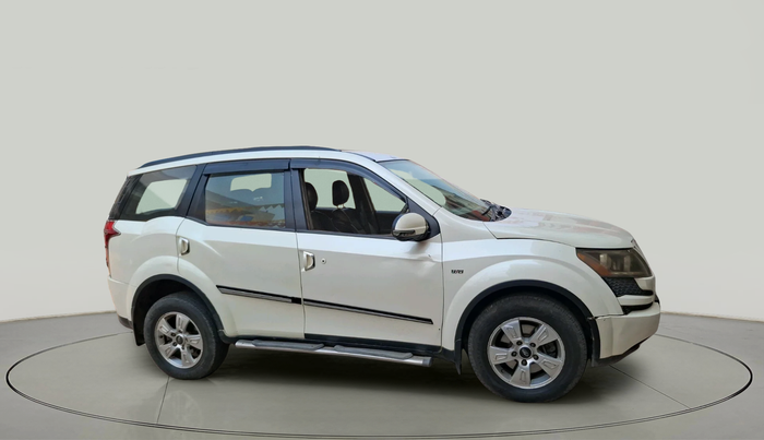 2012 Mahindra XUV500 W8, Diesel, Manual, 1,09,853 km, exterior