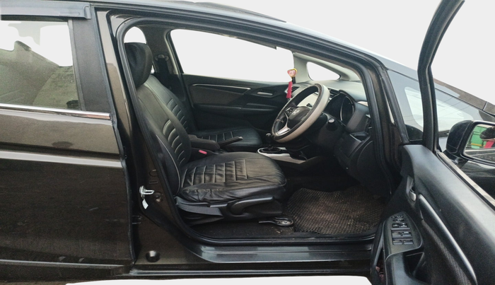 2017 Honda WR-V 1.5L I-DTEC VX MT, Diesel, Manual, 32,270 km, interior