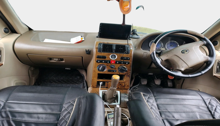 2013 Tata Safari 4X2 EX DICOR, Diesel, Manual, 1,66,099 km, interior