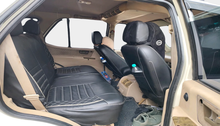 2013 Tata Safari 4X2 EX DICOR, Diesel, Manual, 1,66,099 km, interior