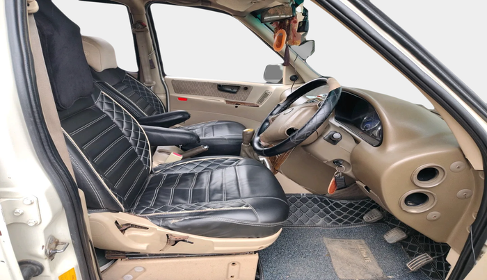 2013 Tata Safari 4X2 EX DICOR, Diesel, Manual, 1,66,099 km, interior