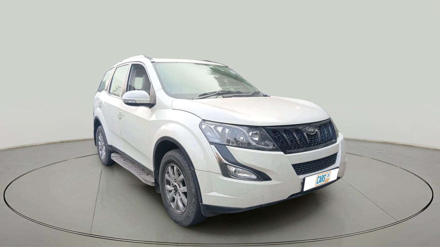 2015 Mahindra XUV500 W10, Diesel, Manual, 37,000 km, exterior