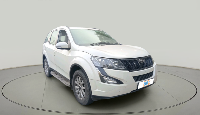 2015 Mahindra XUV500 W10, Diesel, Manual, 35,955 km, exterior