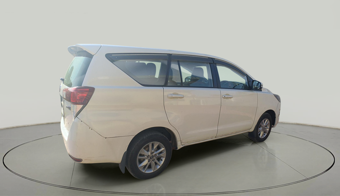 2016 Toyota Innova Crysta 2.8 GX AT 8 STR, Diesel, Automatic, 1,12,422 km, exterior