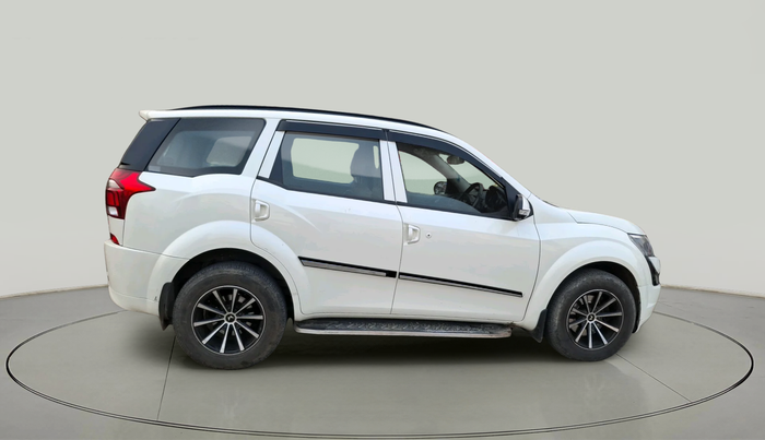 2021 Mahindra XUV500 W5, Diesel, Manual, 97,780 km, exterior