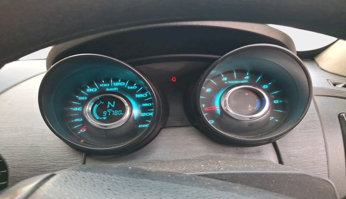 2021 Mahindra XUV500 W5, Diesel, Manual, 97,780 km, interior