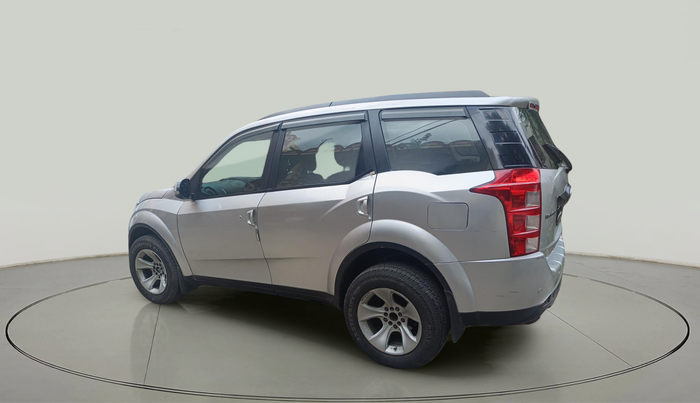 2018 Mahindra XUV500 W6, Diesel, Manual, 93,278 km, exterior