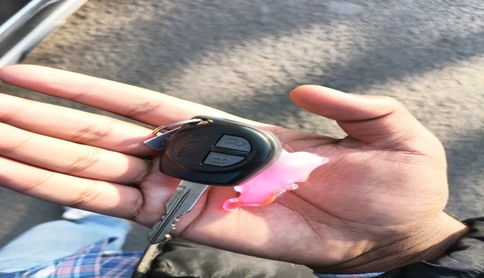 2022 Maruti Vitara Brezza LXI, Petrol, Manual, 30,107 km, interior