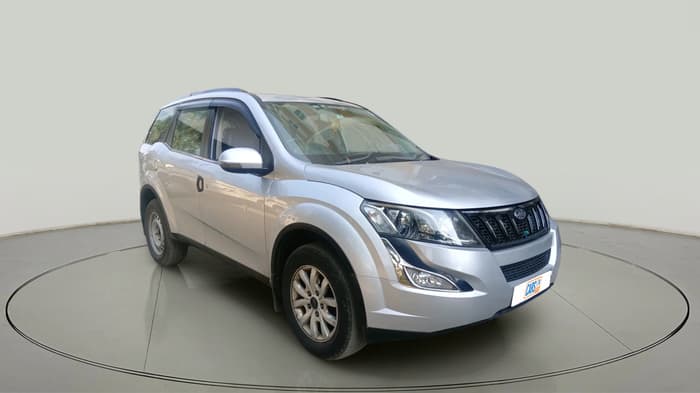 2017 Mahindra XUV500 W10 AT, Diesel, Automatic, 71,416 km, exterior