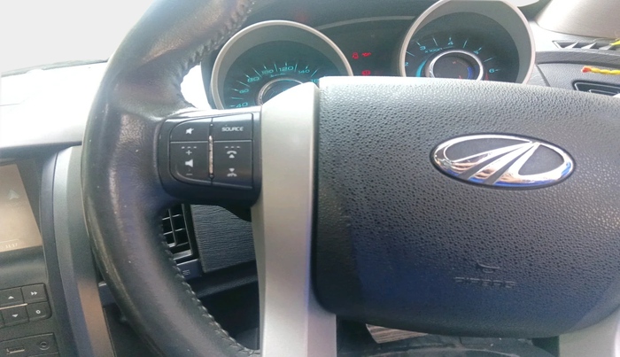 2017 Mahindra XUV500 W10 AT, Diesel, Automatic, 71,416 km, interior