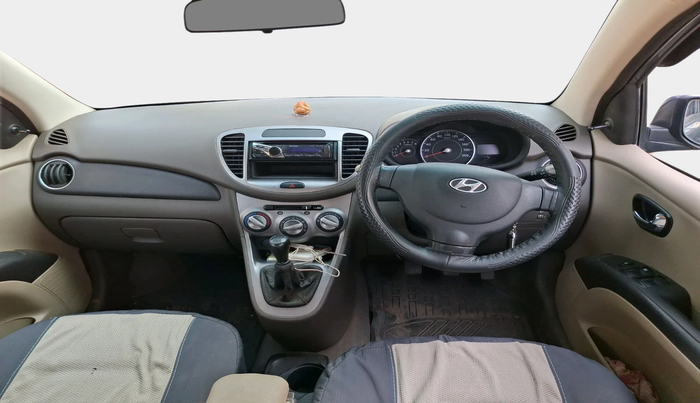 2013 Hyundai i10 MAGNA 1.1, Petrol, Manual, 27,290 km, interior