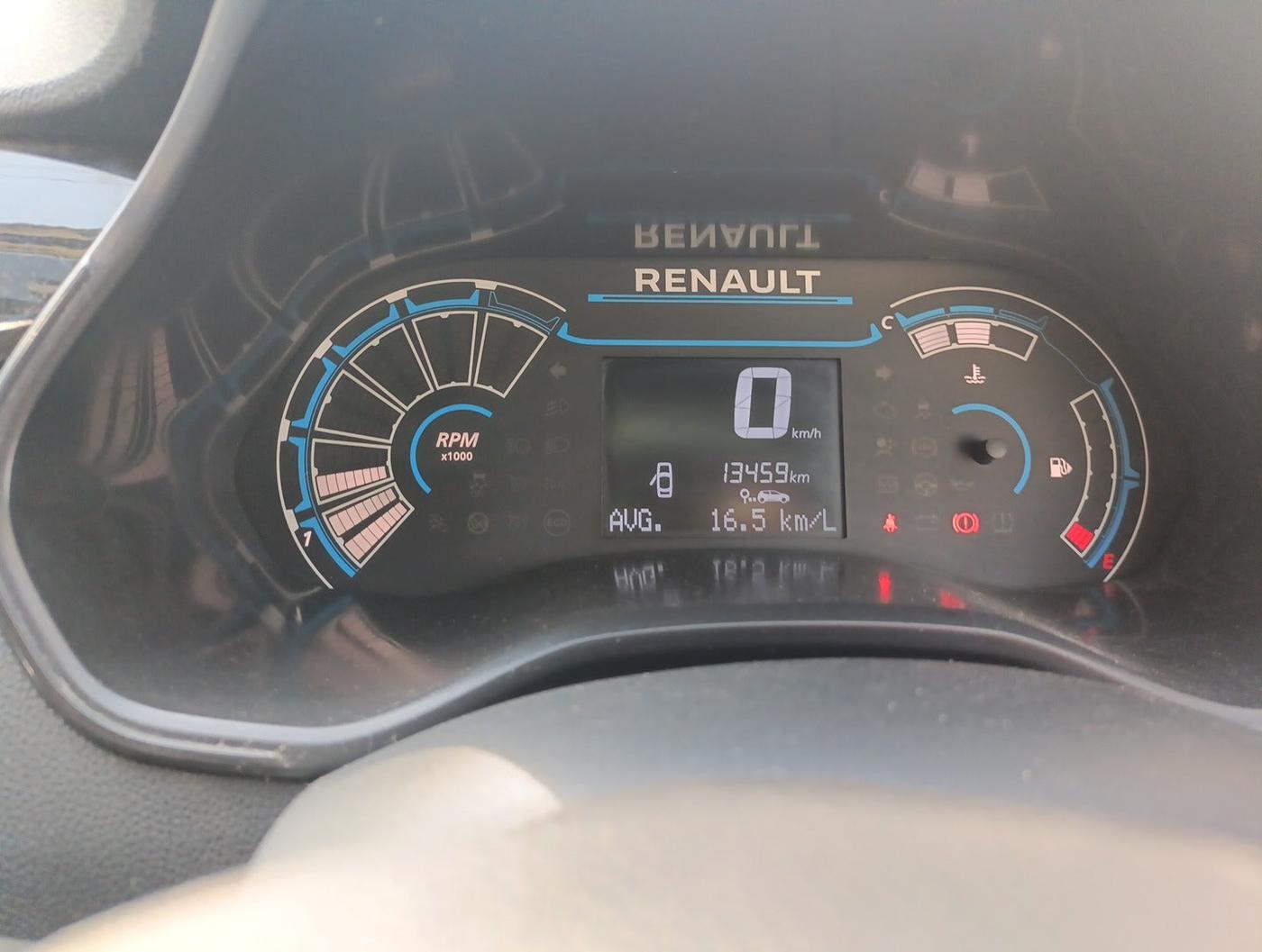 2023 Renault TRIBER RXT, Petrol, Manual, 13,459 km, interior