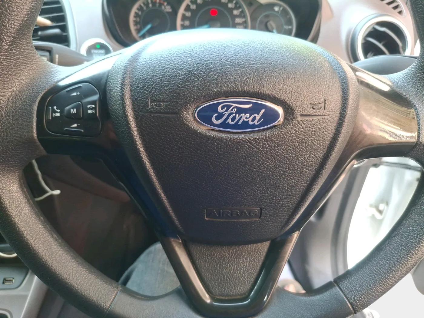 2018 Ford FREESTYLE TITANIUM 1.2 PETROL, Petrol, Manual, 9,909 km, interior