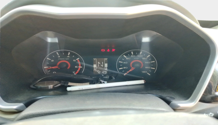 2016 Mahindra Kuv100 K8 D 5 STR, Diesel, Manual, 72,129 km, interior