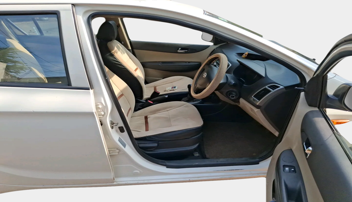 2013 Hyundai i20 ERA 1.2, Petrol, Manual, 73,141 km, interior