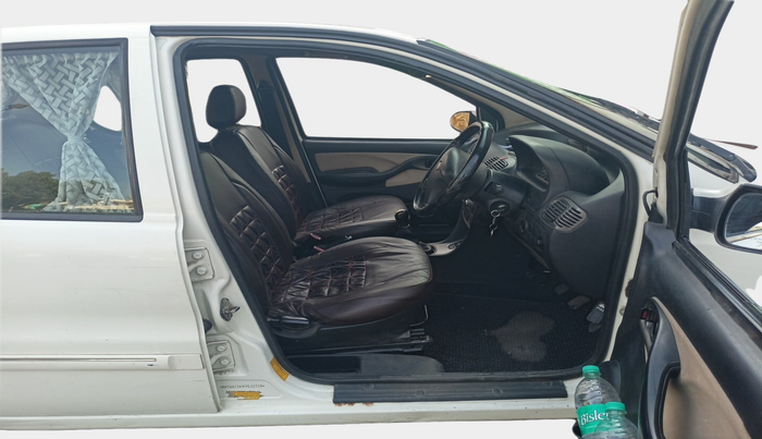 2015 Tata Indigo ECS LX TDI, Diesel, Manual, 1,53,857 km, interior