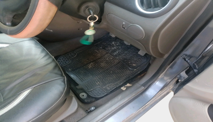 2011 Hyundai i10 ERA 1.1, Petrol, Manual, 43,720 km, interior