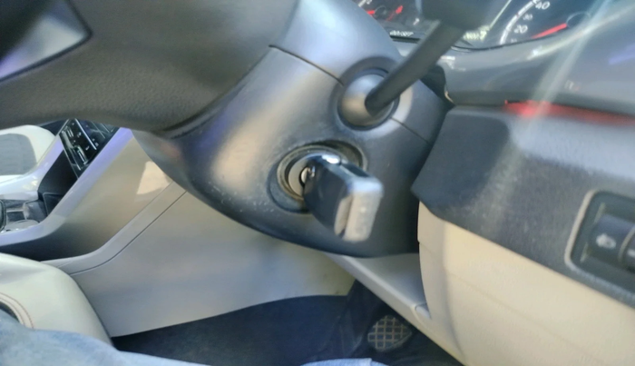 2022 Volkswagen TAIGUN GT 1.5 TSI MT, Petrol, Manual, 70,527 km, interior