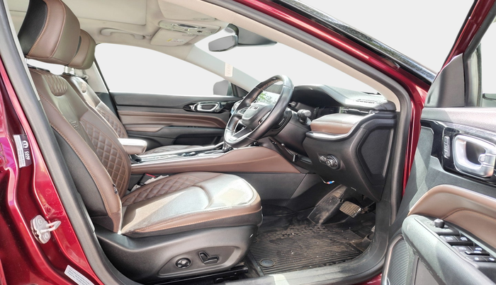 2023 Jeep MERIDIAN LIMITED (O) 4X2 AT, Diesel, Automatic, 32,882 km, interior