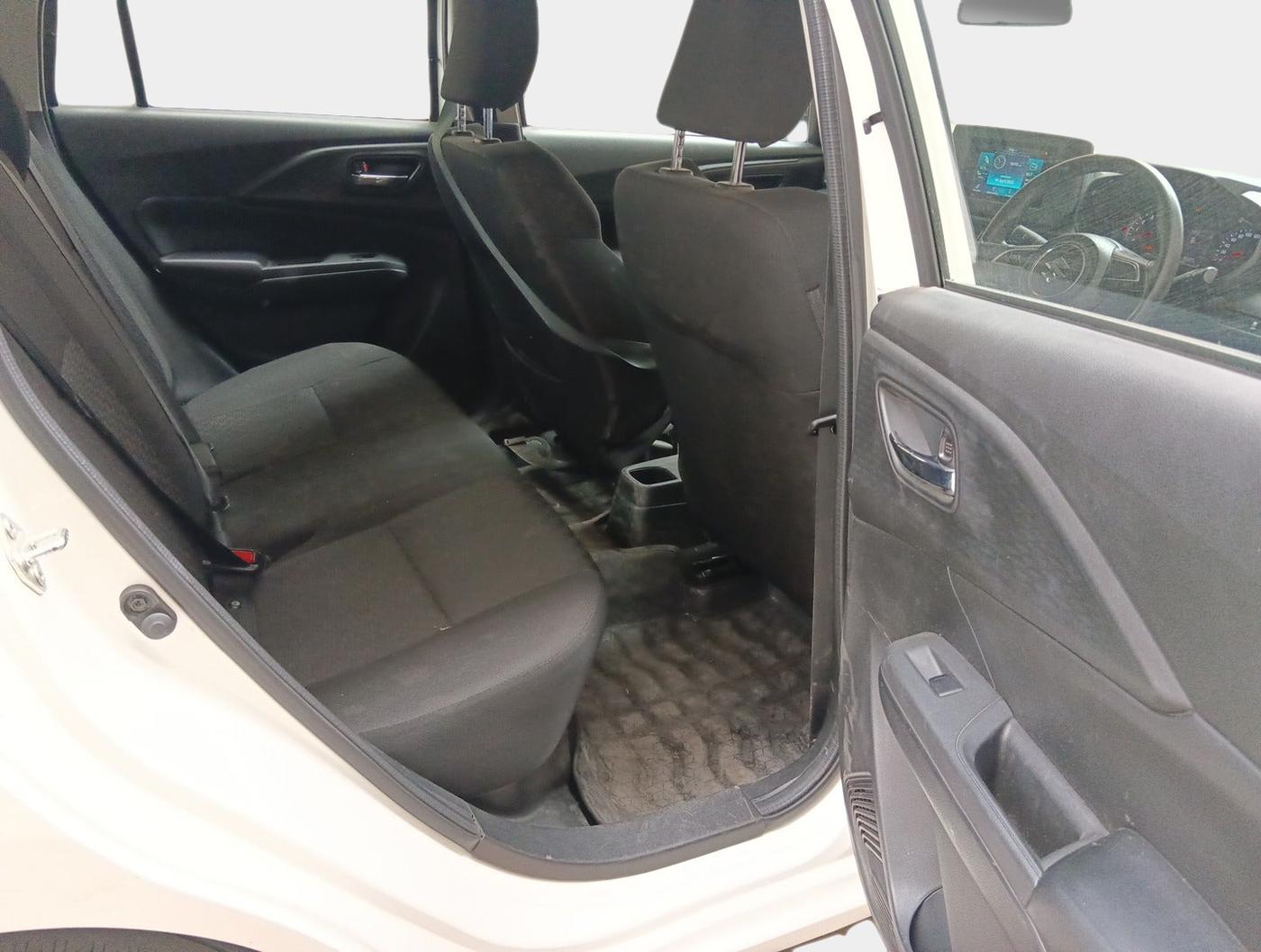 2024 Maruti Swift VXi (O), Petrol, Manual, 36,025 km, interior