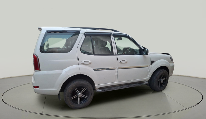 2015 Tata Safari Storme 2.2 EX 4X2, Diesel, Manual, 76,380 km, exterior