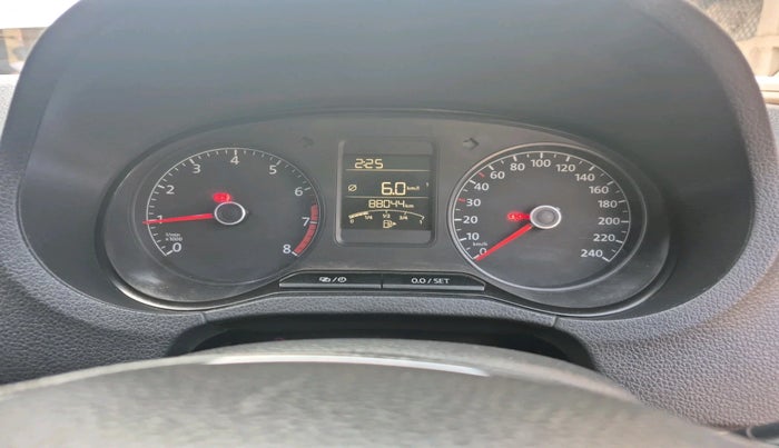 2014 Volkswagen Polo HIGHLINE1.2L, Petrol, Manual, 88,044 km, interior