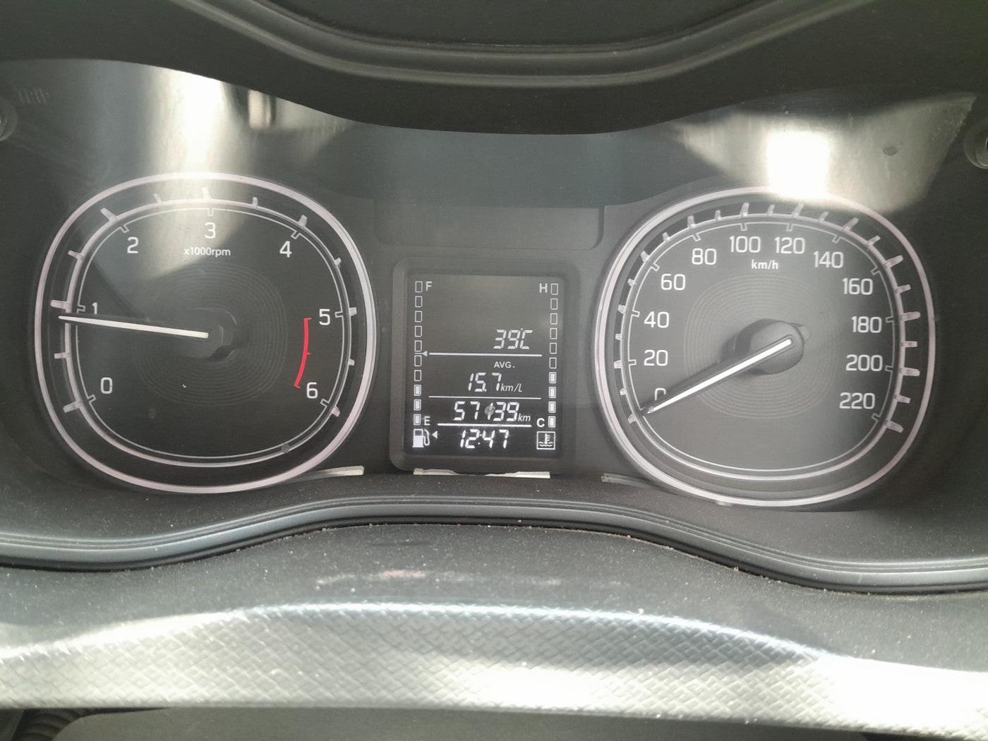 2017 Maruti Vitara Brezza ZDI, Diesel, Manual, 57,139 km, interior