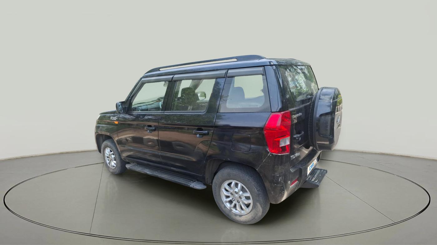 2016 Mahindra TUV300 T8, Diesel, Manual, 1,95,652 km, exterior
