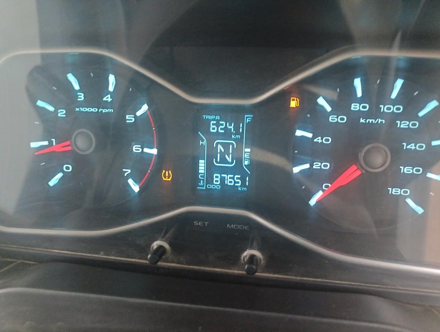 2019 Mahindra Scorpio S11 2WD, Diesel, Manual, 87,651 km, interior