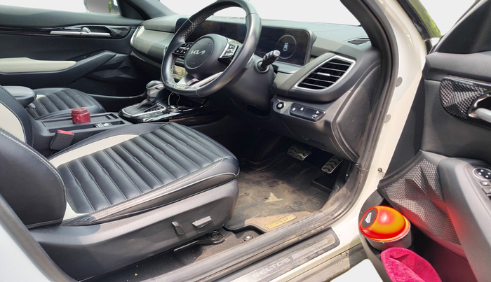 2023 KIA SELTOS  GTX Plus 1.5 Turbo Petrol DCT, Petrol, Automatic, 20,833 km, interior
