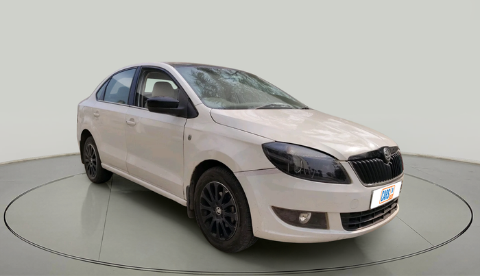 2015 Skoda Rapid 1.5 TDI CR ELEGANCE, Diesel, Manual, 2,05,029 km, exterior
