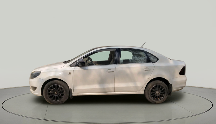 2015 Skoda Rapid 1.5 TDI CR ELEGANCE, Diesel, Manual, 2,05,029 km, exterior