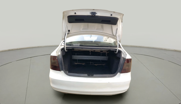 2015 Skoda Rapid 1.5 TDI CR ELEGANCE, Diesel, Manual, 2,05,029 km, exterior