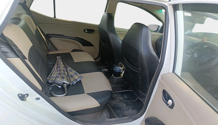 2014 Hyundai i10 SPORTZ 1.1, Petrol, Manual, 61,166 km, interior