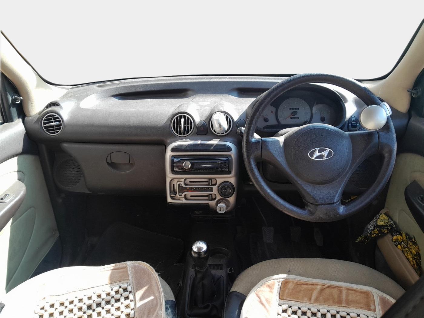 2010 Hyundai Santro Xing GLS, Petrol, Manual, 91,934 km, interior