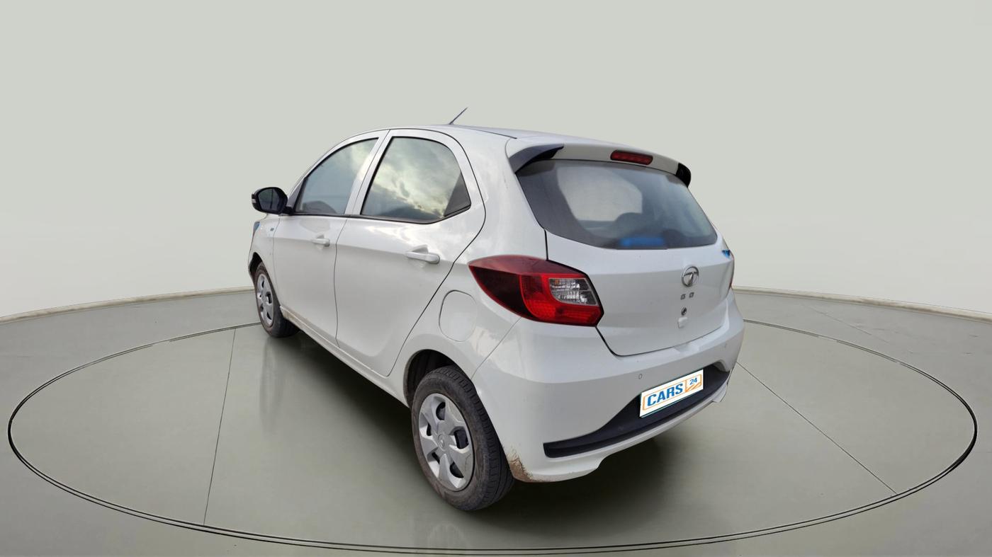 2023 Tata TIAGO EV XT MEDIUM RANGE, Electric, Automatic, 30,048 km, exterior