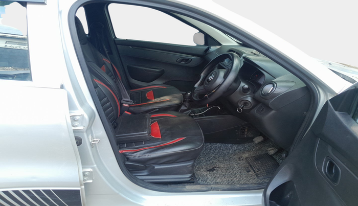 2020 Renault Kwid RXL, Petrol, Manual, 62,122 km, interior