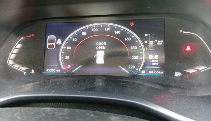 2024 Renault TRIBER RXZ, Petrol, Manual, 45,200 km, interior