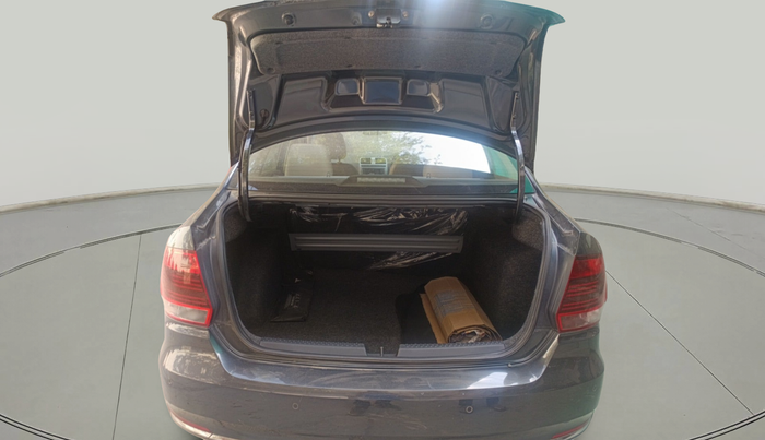 2018 Volkswagen Vento HIGHLINE PLUS 1.5 AT 16 ALLOY, Diesel, Automatic, 57,112 km, exterior