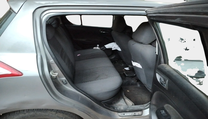 2013 Maruti Swift VDI, Diesel, Manual, 1,37,583 km, interior
